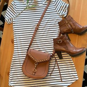 *** SOLD***Just fab brown faux leather crossbody